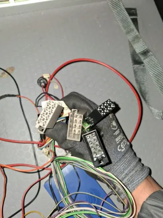 Parrot MKi9100 manos libres Bluetooth