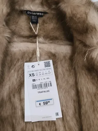 Cazadora de ante con pelo,preciosa y muy juvenil,