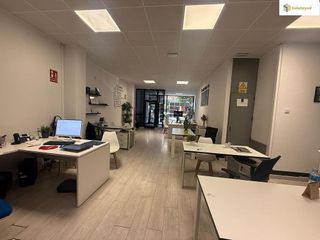 Local comercial en alquiler en Centro - Casco antiguo en Torrent