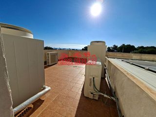 Oficina en alquiler en Las Bayas en Elche