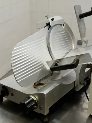 Cortador de fiambres profesional