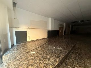 Local comercial en alquiler en Centre - Estació en Sant Cugat del Vallès