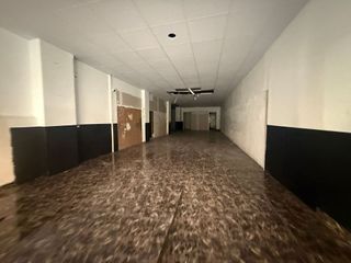 Local comercial en alquiler en Centre - Estació en Sant Cugat del Vallès