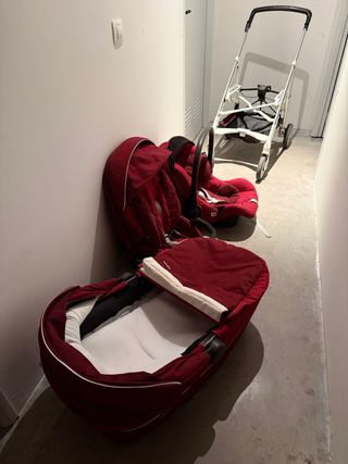 Carrito Bebé Inglesina Trilogy Rojo completo.