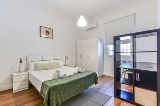 Piso en alquiler en Jerónimos en Madrid