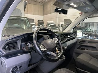 Volkswagen Caravelle 2021 Camper