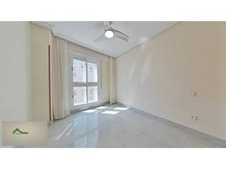 Piso en alquiler en Los Jardines de Marbella - La Ermita en Marbella