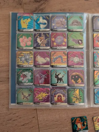 140 Magneti Pokémon 2003 Rosso Blu Giallo