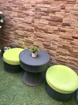 Set Conjunto ratán mesa y 2 taburetes