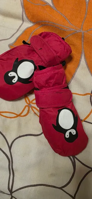 Manoplas Nieve Pingüino fucsia