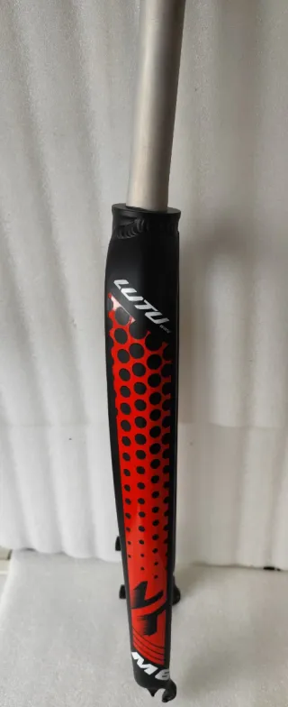 Horquilla de Aluminio para rueda 26",  27.5" o 29"