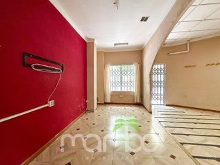 Local comercial en venta en Camino Viejo de Málaga en Vélez-Málaga