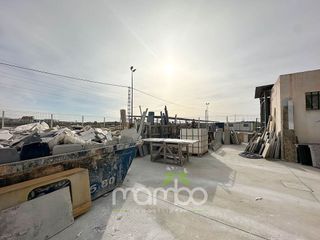 Local comercial en venta en Camino Viejo de Málaga en Vélez-Málaga