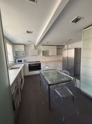 Casa adosada en alquiler en Valdezarza en Madrid