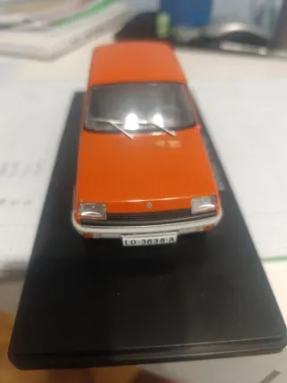 Maqueta Renault 5 TL 1972 Naranja