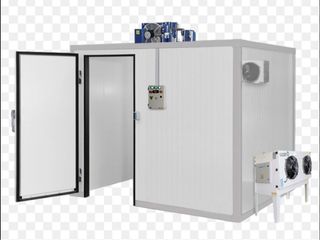 Isnt. Panel sándwich