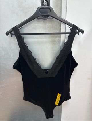 Lote 10 Bodys Zara Talla S/36