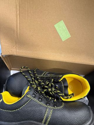Zapatos de trabajo talla 38