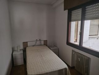 Piso en alquiler en Zona Teatro Campoamor en Oviedo