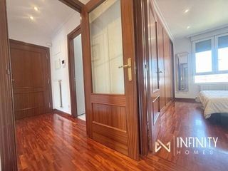 Piso en alquiler en Atxuri en Bilbao