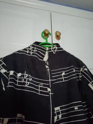 Chaqueta vaquera notas musicales