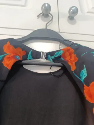 Vestido floral Zara fiesta espalda descubierta  S