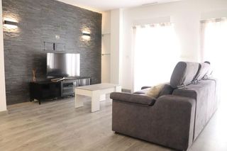 Piso en alquiler en Centro en Elche