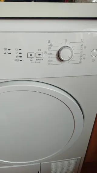 Secadora Beko DC7130  7kg