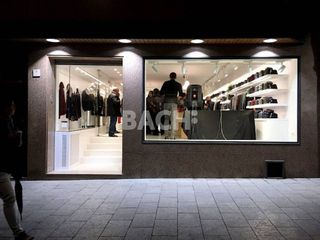 Local comercial en alquiler en Santa Clara-Caputxins-Hospital en Vic