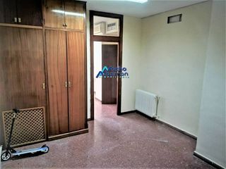 Oficina en alquiler en Casco Antiguo - Centro en Badajoz