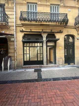 Local comercial en alquiler en Centro en San Sebastián-Donostia