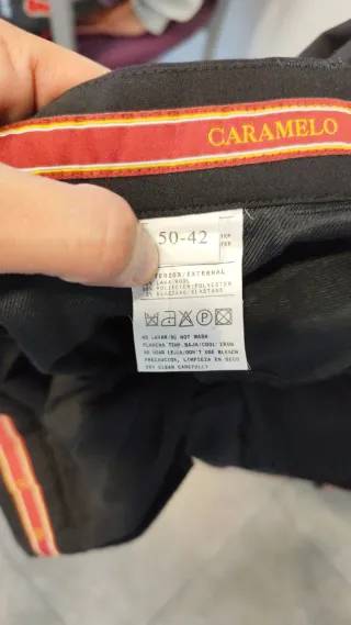 Traje Caramelo Negro