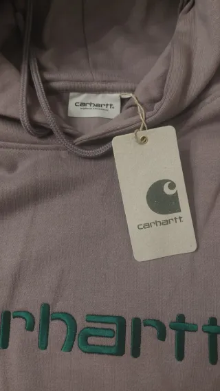 Sweatshirt hoodie com capuz da marca Carhartt.