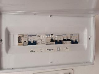 Local comercial en alquiler en Cruz Roja en Sevilla