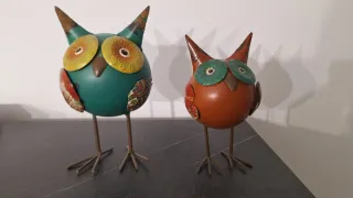 Figuras de búhos decorativas de metal