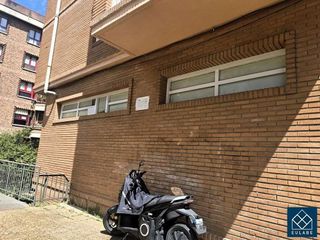 Garaje en venta en Pinar - Anaka - Belaskoenea en Irun