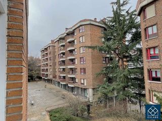Garaje en venta en Pinar - Anaka - Belaskoenea en Irun