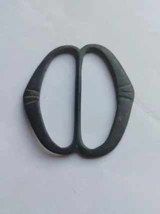 Hebilla antigua de bronce