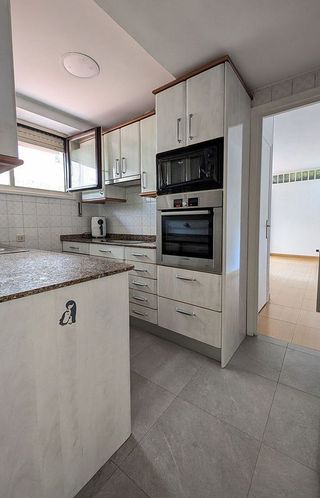 Piso en venta en Las Arenas Centro en Getxo