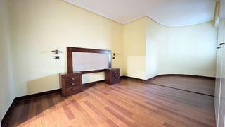 Piso en venta en Las Arenas Centro en Getxo