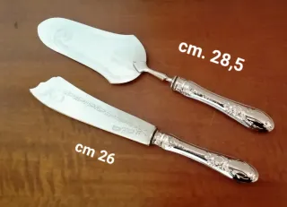 Antico set taglia torta cm 26 e cm 28,5