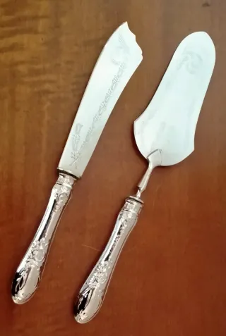 Antico set taglia torta cm 26 e cm 28,5