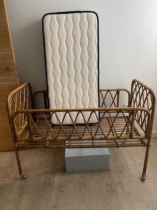 Cuna de caña natural