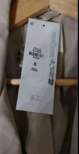 Gabardina Primark nueva M