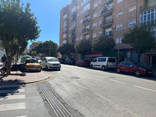 Local comercial en alquiler en Los Barreros en Cartagena
