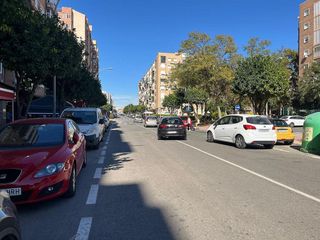 Local comercial en alquiler en Los Barreros en Cartagena