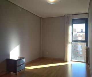 Piso en alquiler en La Jota en Zaragoza