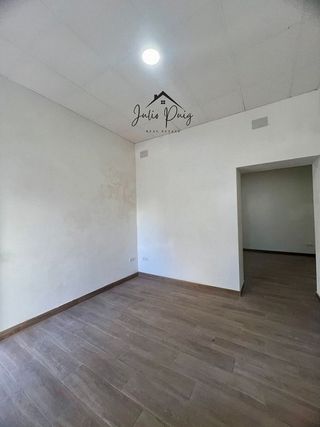 Local comercial en alquiler en Coria del Río