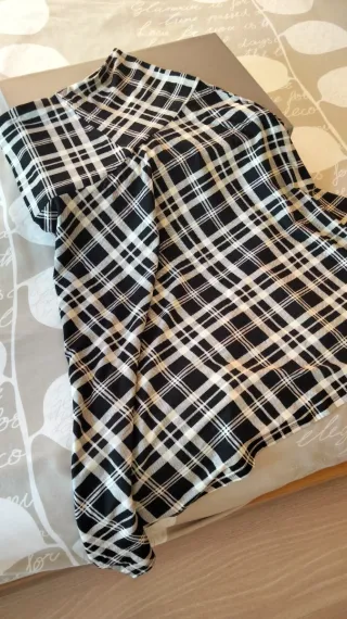 Falda larga cuadros beige y negro