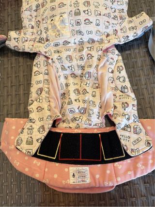 Mochila Ergobaby Omni 360 Hello Kitty